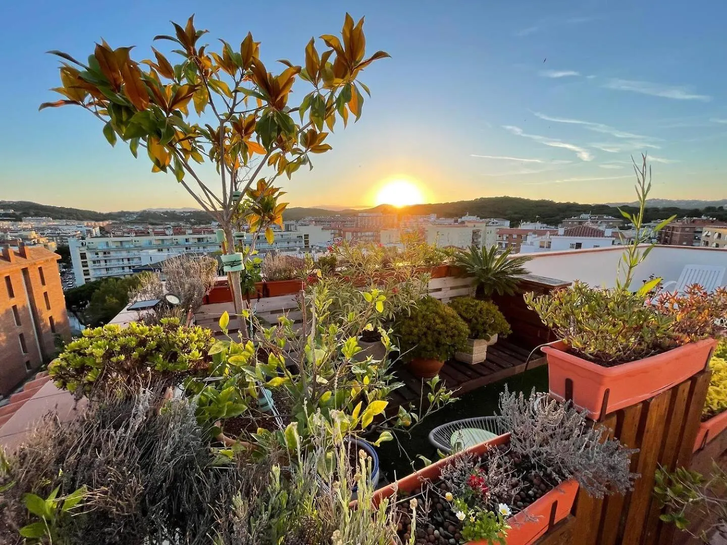 Sunset View Penthouse Unforgettable Getaway New In Lloret-De-Mar Льорет-де-Мар Апартаменты