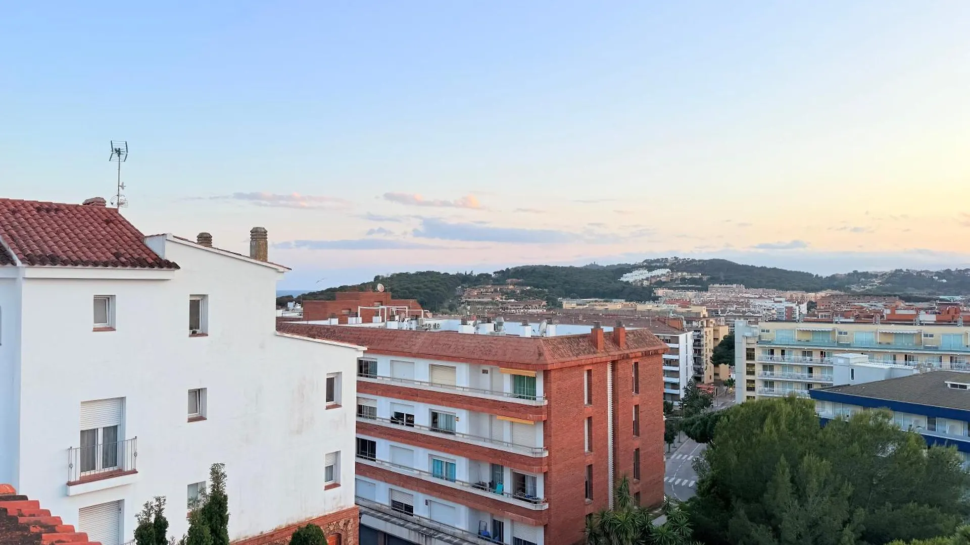 Lägenhet Sunset View Penthouse Unforgettable Getaway New In Lloret-De-Mar Lloret de Mar