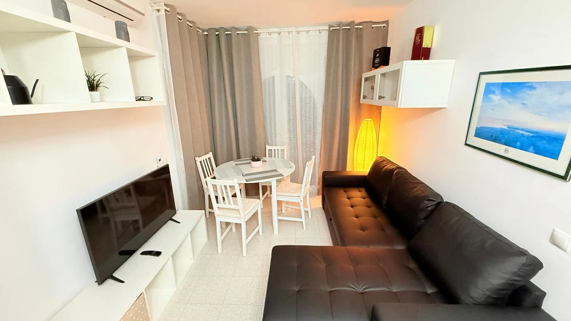 Sunset View Penthouse Unforgettable Getaway New In Lloret-De-Mar Льорет-де-Мар 0*,  Испания